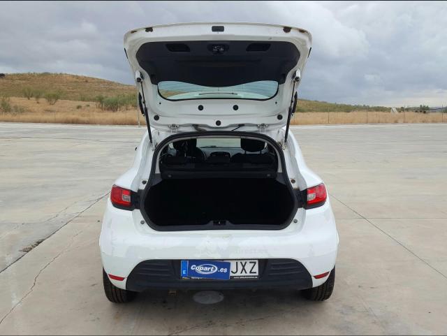 VIN: VF15RKJ0A57497993 Auction: COPART SPAIN Lot: 50072085 VF15RKJ0A57497993 Renault Clio 2017 WHITE Photo 10
