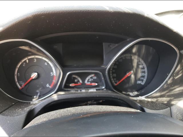 VIN: WF05XXGCC5FE36647 Auction: COPART SPAIN Lot: 50110177 WF05XXGCC5FE36647 Ford Focus 2015 GRAY Photo 8