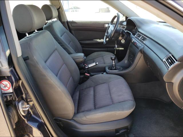 VIN: WAUZZZ4B32N029413 Auction: COPART SPAIN Lot: 50124841 WAUZZZ4B32N029413 Audi A6 2001 BLUE Photo 5