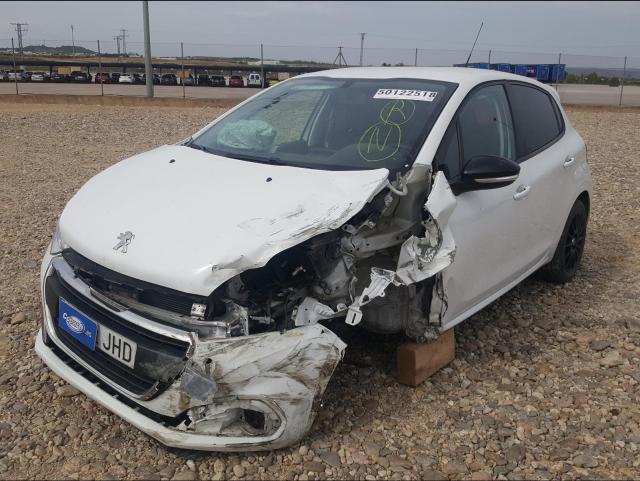 VIN: VF3CCBHW6FT124317 Auction: COPART SPAIN Lot: 50122518 VIN: VF3CCBHW6FT124317 Peugeot 208 2015 WHITE Photo 2