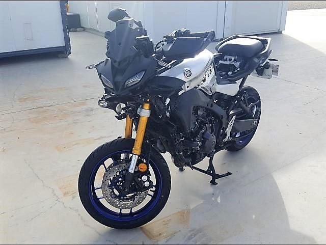 VIN: JYARN705000001384 Auction: COPART SPAIN Lot: 50125742 VIN: JYARN705000001384 YAMAHA MT 09 2021 SILVER Photo 2