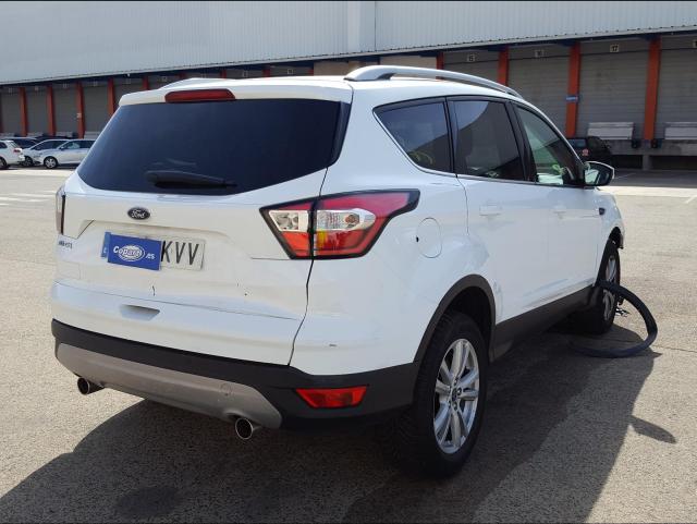 VIN: WF0AXXWPMAKK10092 Auction: COPART SPAIN Lot: 50125172 WF0AXXWPMAKK10092 Ford Kuga 2019 WHITE Photo 4