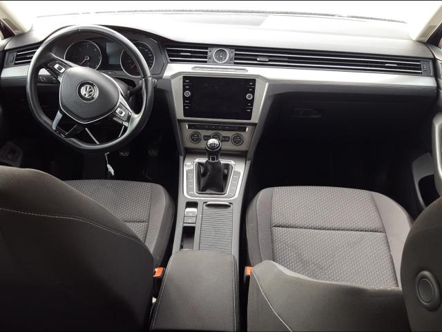 VIN: WVWZZZ3CZJE222022 Auction: COPART SPAIN Lot: 50125869 VIN: WVWZZZ3CZJE222022 Volkswagen Passat 2018 BLACK Photo 9