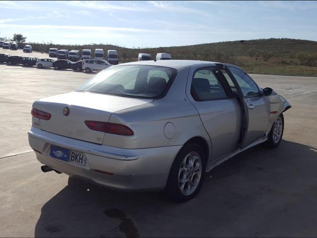 VIN: ZAR93200001236185 Auction: COPART SPAIN Lot: 50127399 VIN: ZAR93200001236185 Alfa Romeo 156 2001 GRAY Photo 4