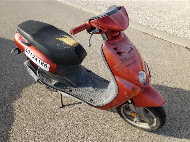 VIN: VTL5AD00000553244 Auction: COPART SPAIN Lot: 50126624 VIN: VTL5AD00000553244 YAMAHA YN50 2002 MAROON Photo 1