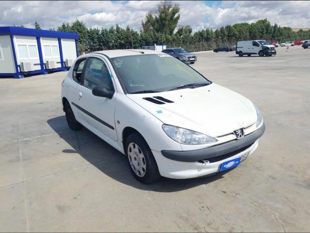 VIN: VF32C8HXF44232660 Auction: COPART SPAIN Lot: 50126618 VIN: VF32C8HXF44232660 Peugeot 206 2005 WHITE Photo 1