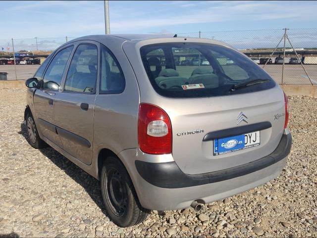 VIN: VF7CHNFUC25738783 Auction: COPART SPAIN Lot: 50125896 VIN: VF7CHNFUC25738783 Citroen Xsara Picasso 2006 BROWN Photo 3