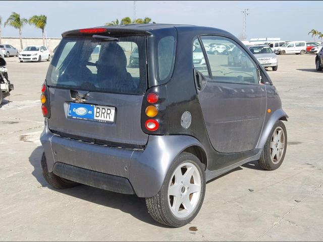 VIN: WME01MC011H096115 Auction: COPART SPAIN Lot: 50140490 VIN: WME01MC011H096115 Smart coupe 2001 BLACK Photo 4