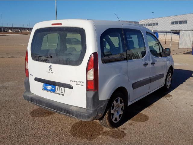 VIN: VF37JBHW6GN534588 Auction: COPART SPAIN Lot: 50147526 VIN: VF37JBHW6GN534588 Peugeot Partner Tepee 2016 WHITE Photo 4