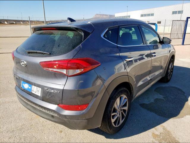 VIN: TMAJ3815AGJ026673 Auction: COPART SPAIN Lot: 50147508 VIN: TMAJ3815AGJ026673 Hyundai Tucson 2015 GRAY Photo 4