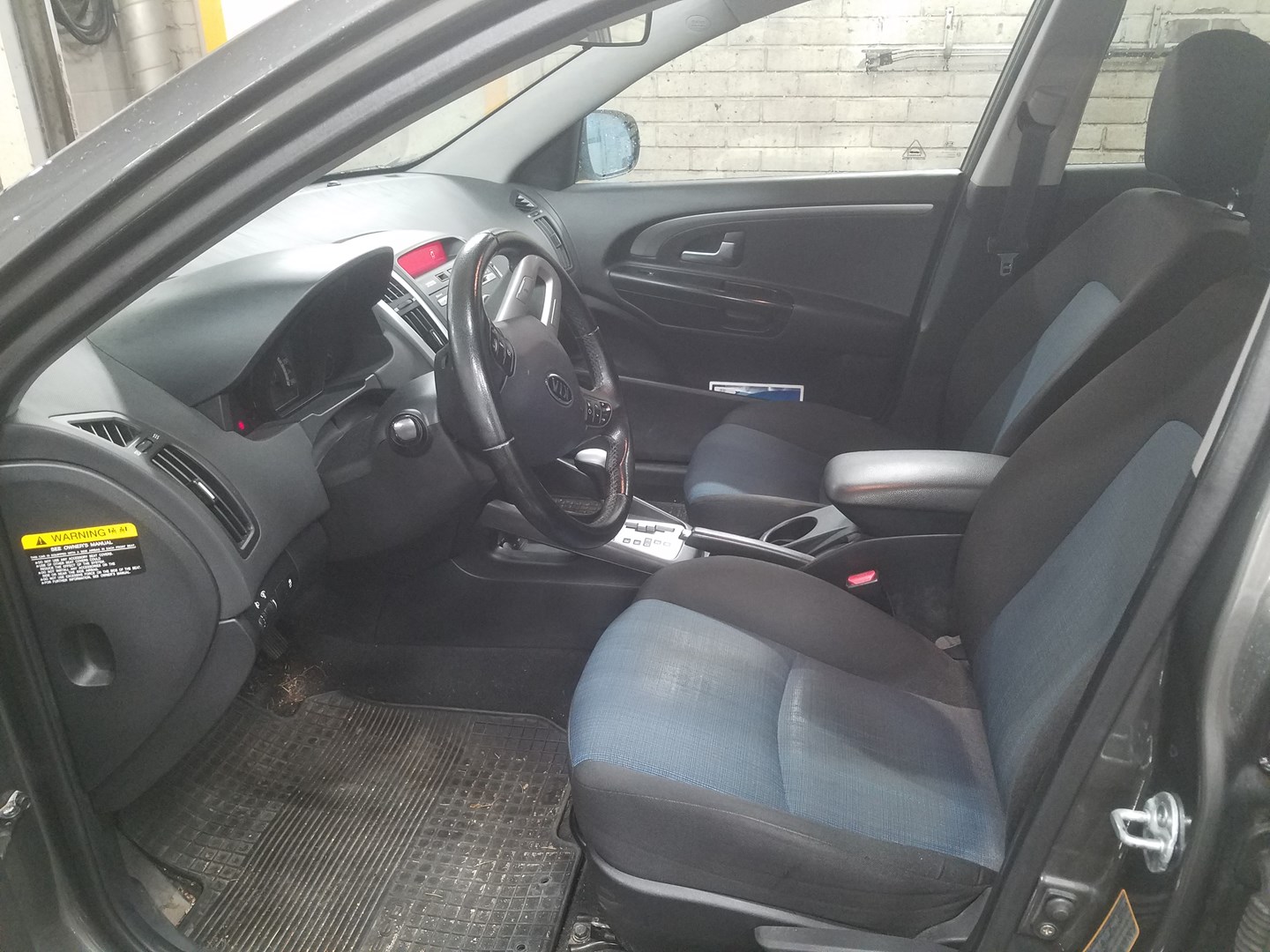 VIN: U5YHC812BBL182967 Auction: COPART FINLAND Lot: 50123947 Location: Tiistain huutokauppa U5YHC812BBL182967 Kia Ceed 2010 SILVER Photo 11