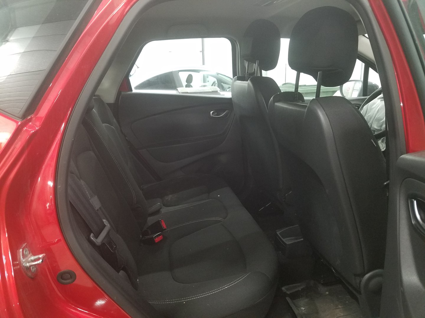 VIN: VF1R8700964017131 Auction: COPART FINLAND Lot: 50124433 Location: Tiistain huutokauppa VF1R8700964017131 RENAULT Captur 2019 RED Photo 6