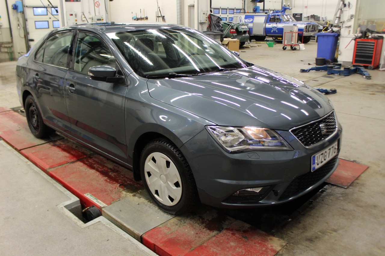 app.lotImage.altText