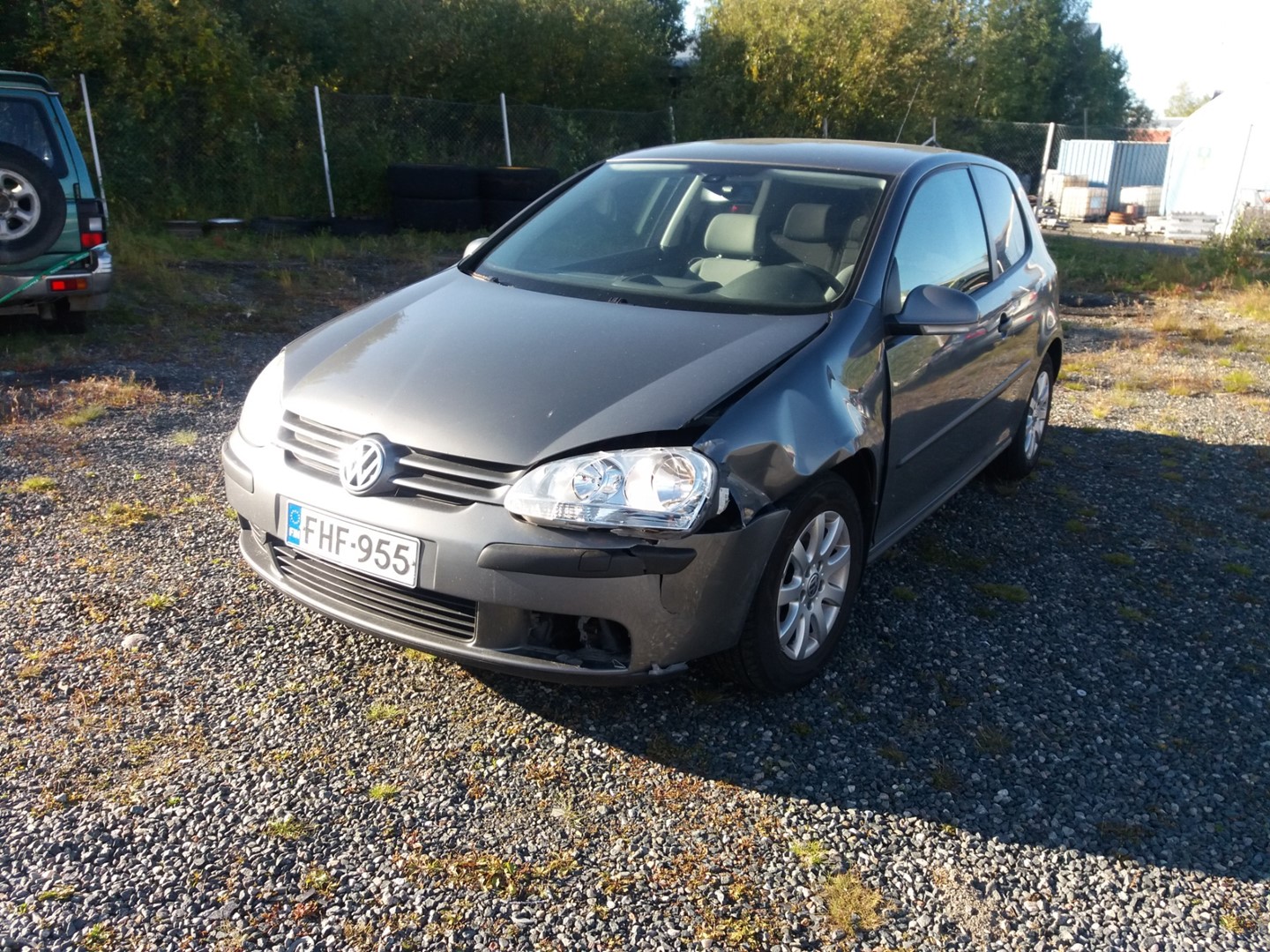 VIN: WVWZZZ1KZ6W042544 Auction: COPART FINLAND Lot: 50123812 Location: Tiistain huutokauppa WVWZZZ1KZ6W042544 VOLKSWAGEN Golf 2005 GRAY Photo 2