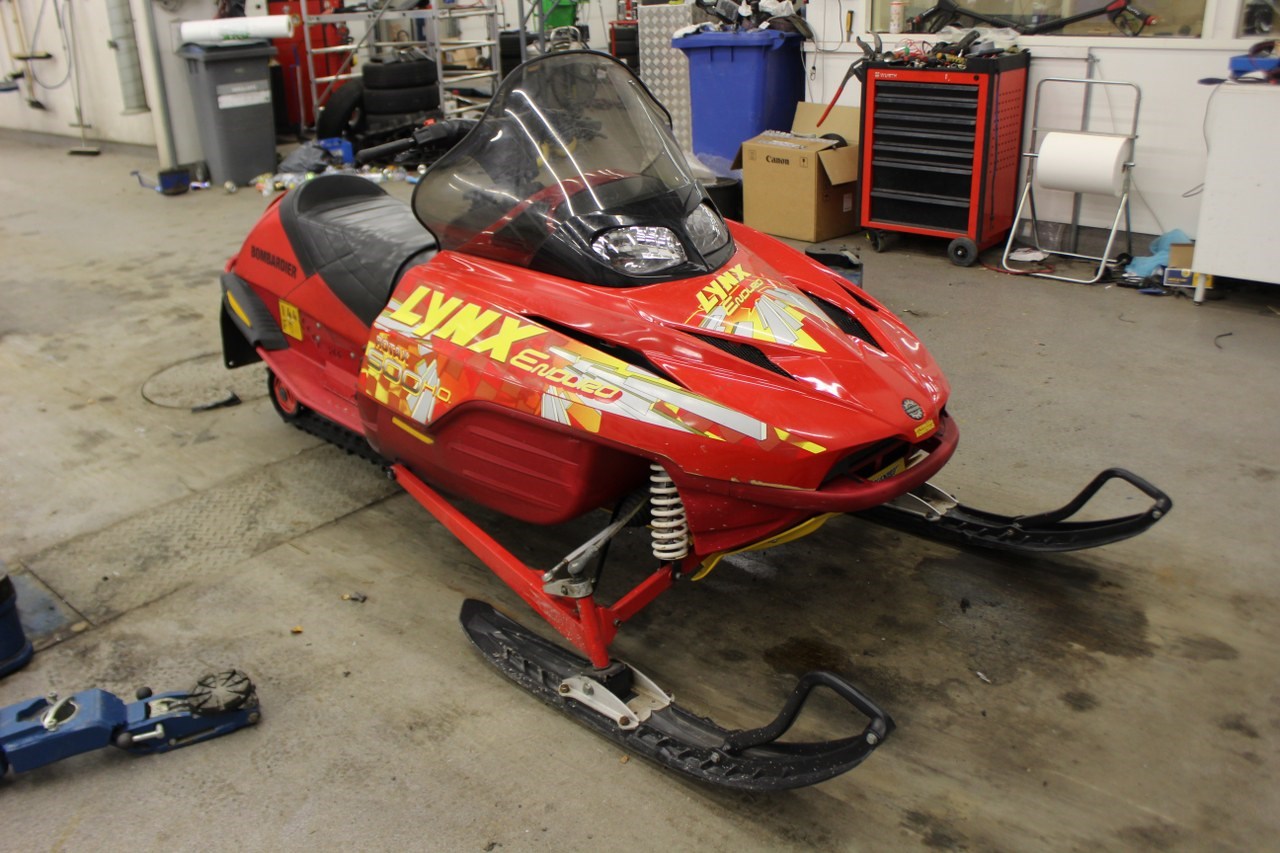 app.lotImage.altText