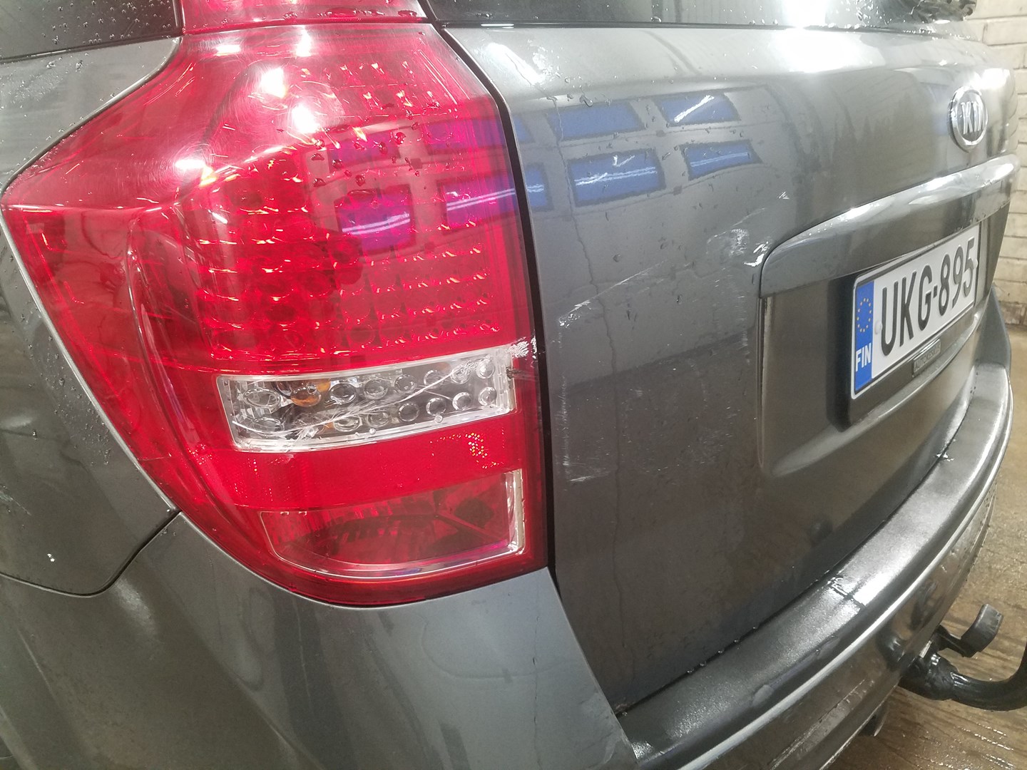 VIN: U5YHC812BBL182967 Auction: COPART FINLAND Lot: 50123947 Location: Tiistain huutokauppa U5YHC812BBL182967 Kia Ceed 2010 SILVER Photo 17