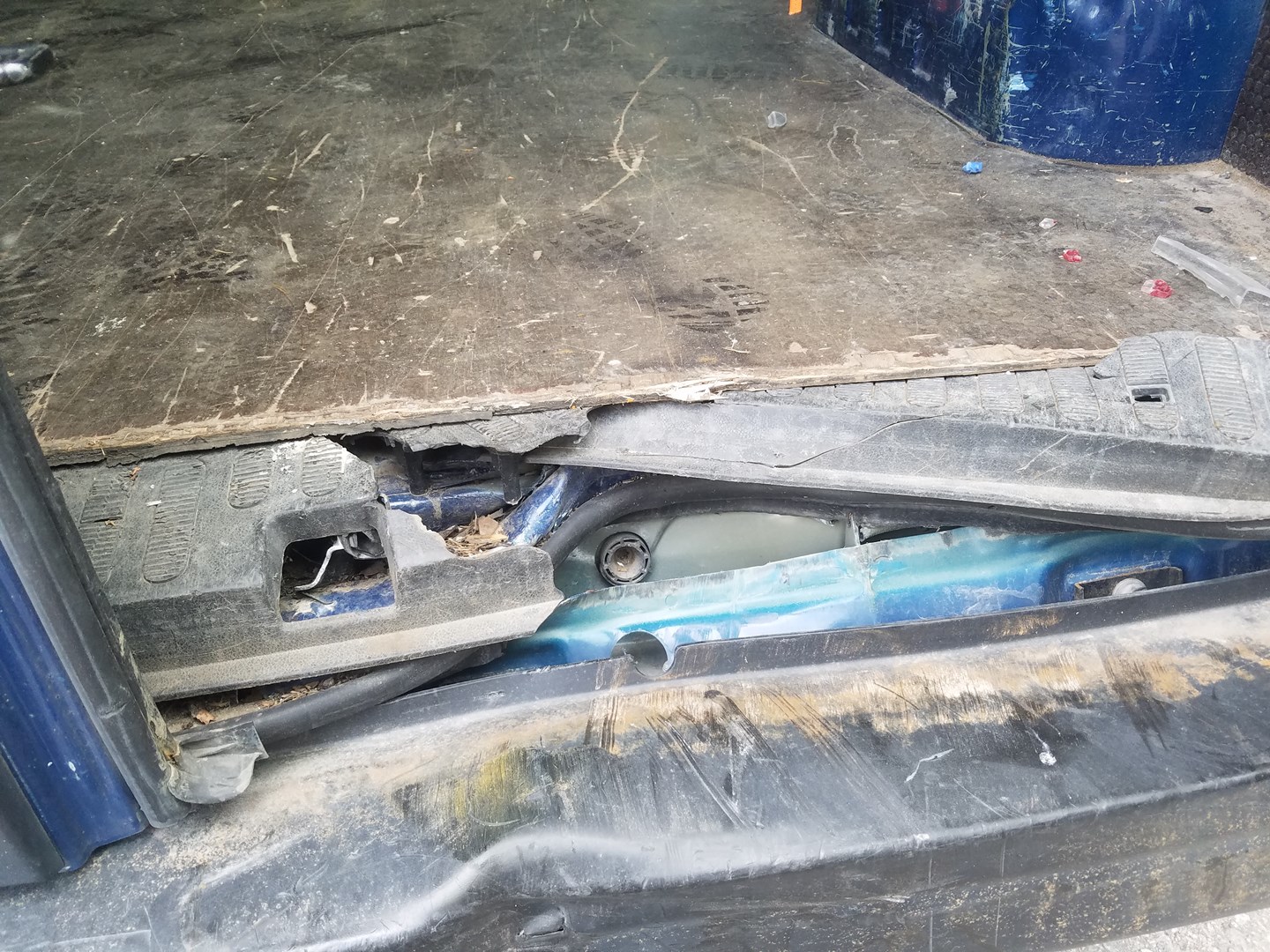 VIN: W0LMRFECCAB015441 Auction: COPART FINLAND Lot: 50123086 Location: Tiistain huutokauppa W0LMRFECCAB015441 Opel MOVANO 2012 BLUE Photo 17