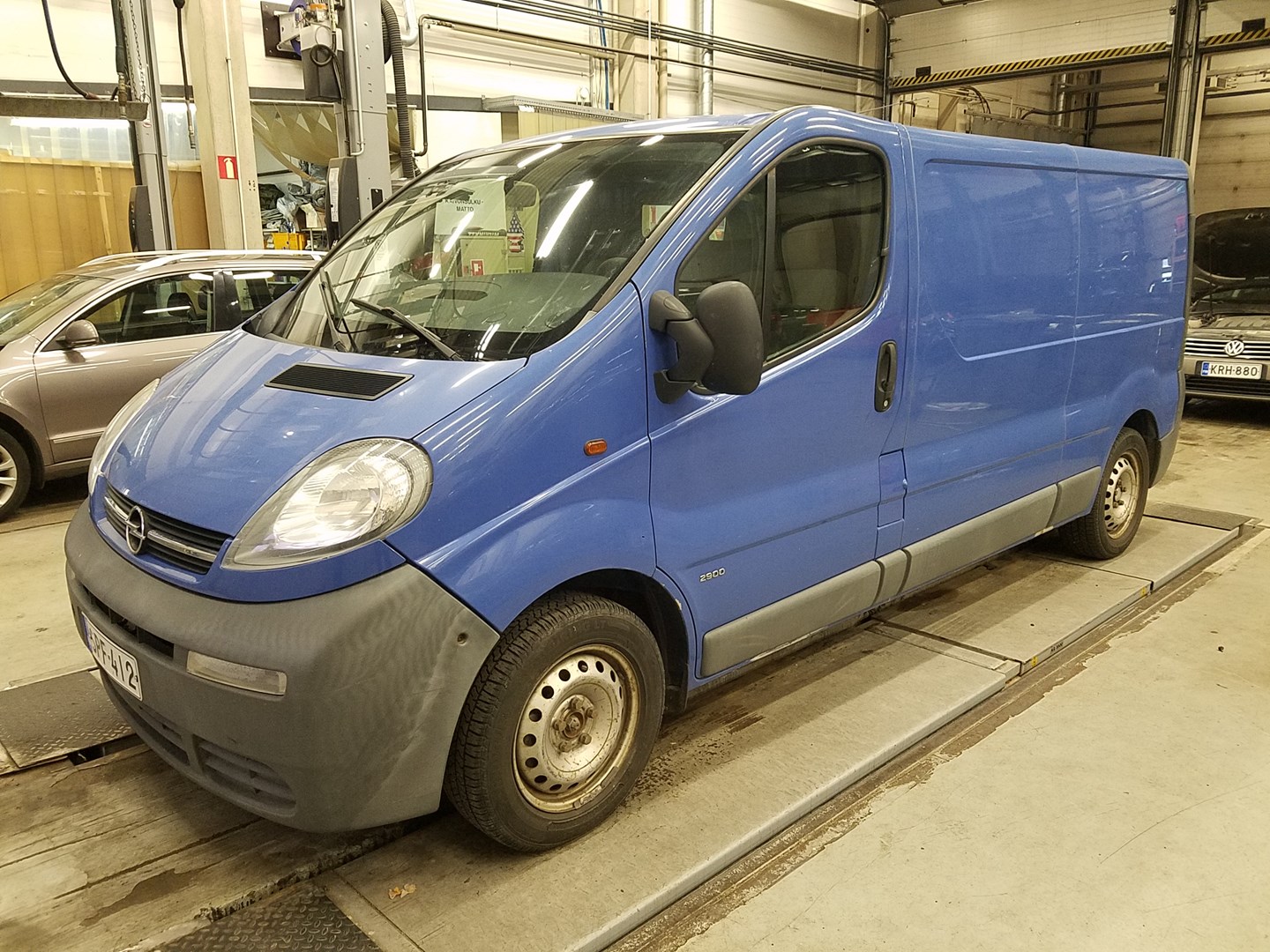 VIN: W0LF7BCB63V622182 Auction: COPART FINLAND Lot: 50123244 Location: Tiistain huutokauppa W0LF7BCB63V622182 Opel VIVARO 2003 BLUE Photo 2