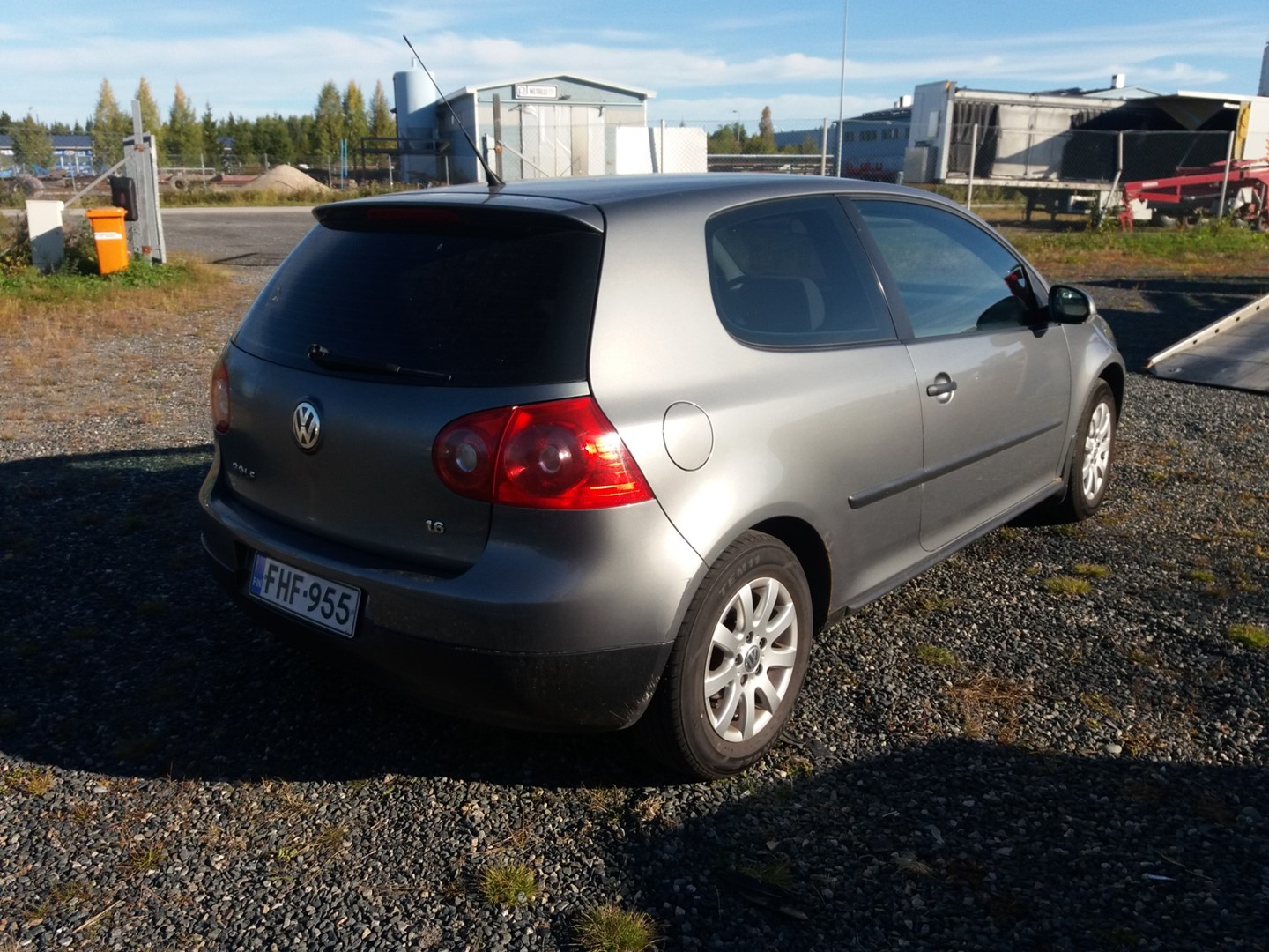 VIN: WVWZZZ1KZ6W042544 Auction: COPART FINLAND Lot: 50123812 Location: Tiistain huutokauppa WVWZZZ1KZ6W042544 VOLKSWAGEN Golf 2005 GRAY Photo 4