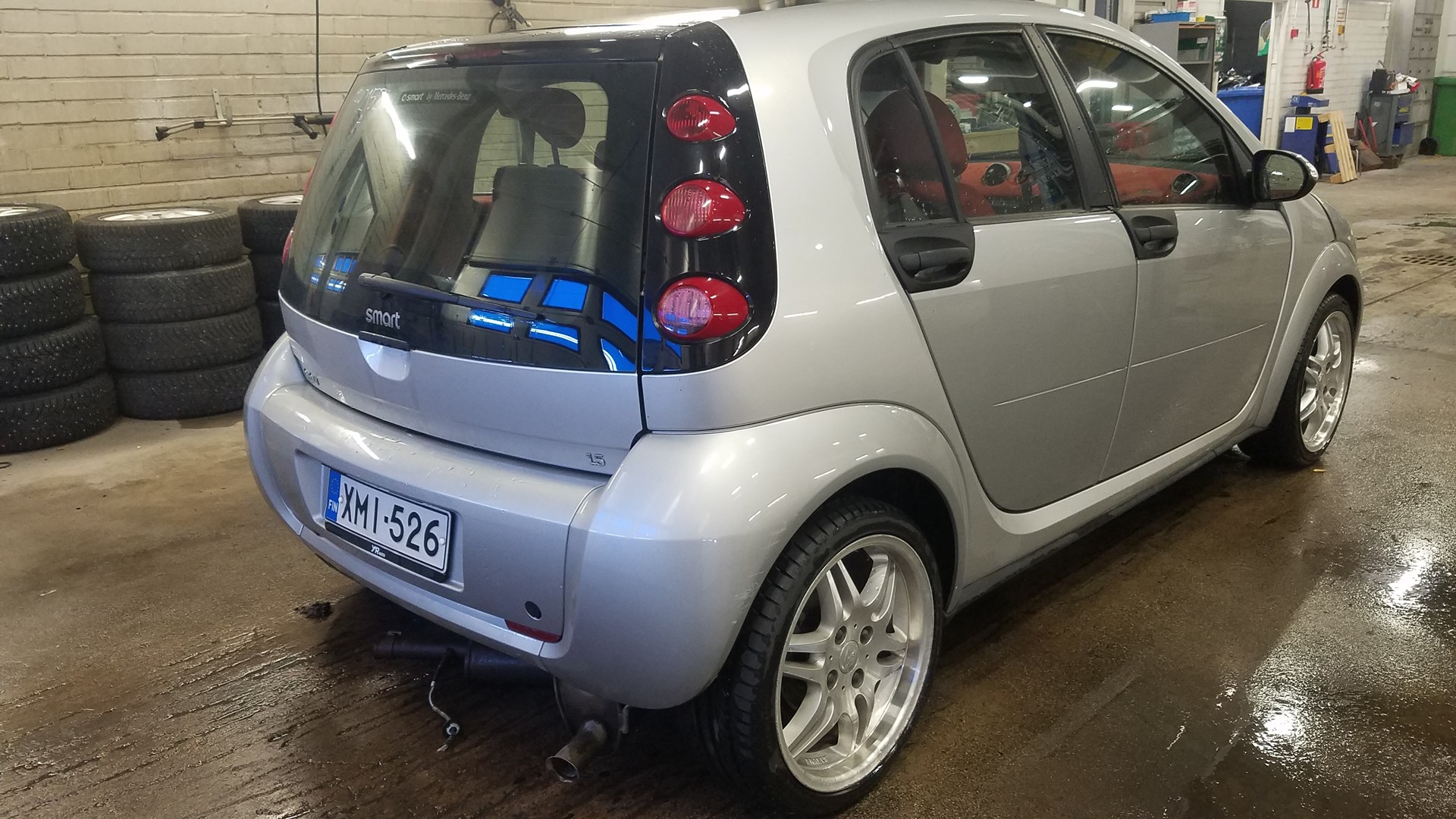 VIN: WME4540321B087451 Auction: COPART FINLAND Lot: 50124451 Location: Keskiviikon huutokauppa WME4540321B087451 Smart Forfour 2006 GRAY Photo 4