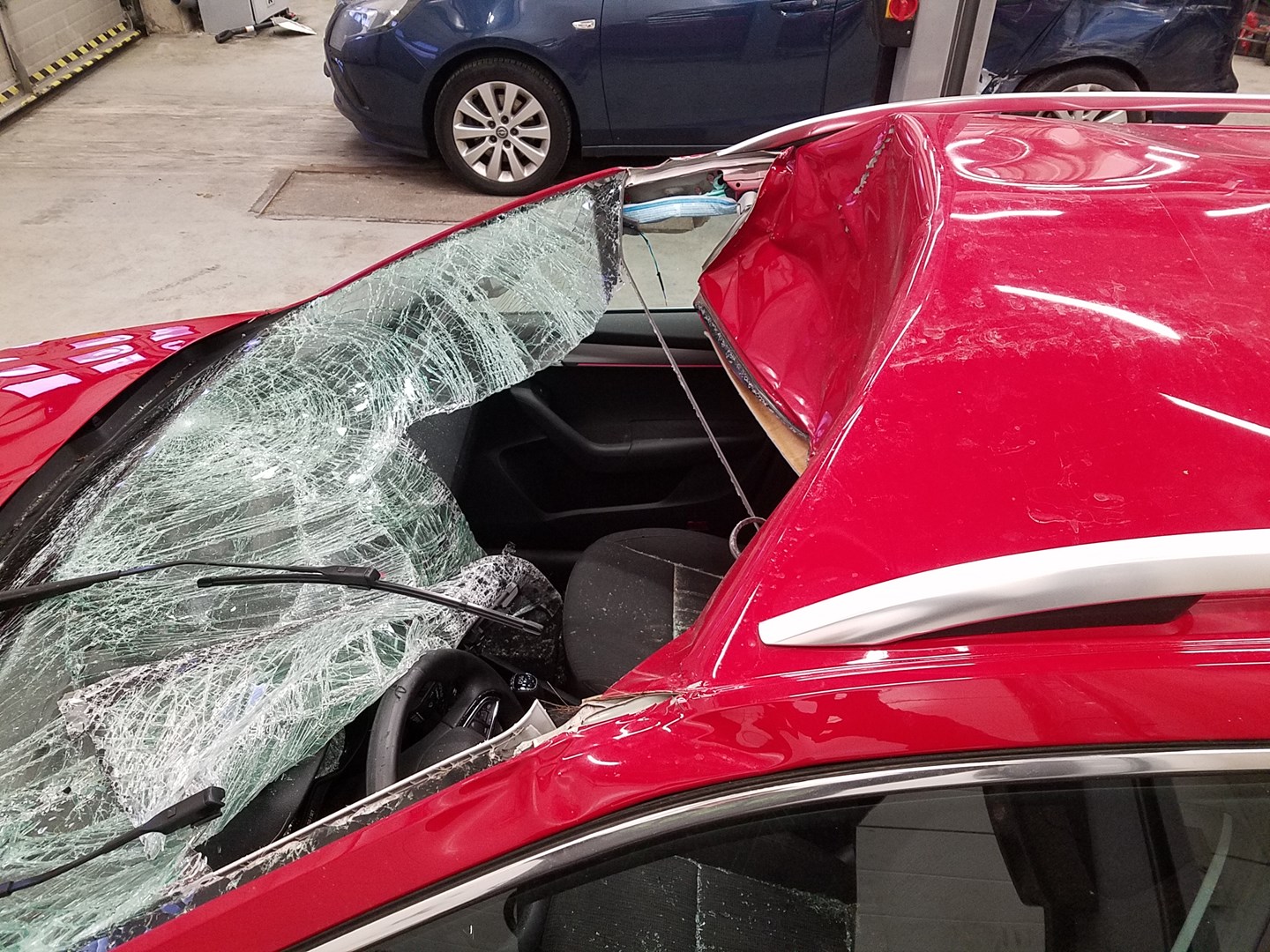 VIN: TMBJJ7NE2K0183483 Auction: COPART FINLAND Lot: 50123146 Location: Keskiviikon huutokauppa TMBJJ7NE2K0183483 SKODA Octavia 2020 RED Photo 14