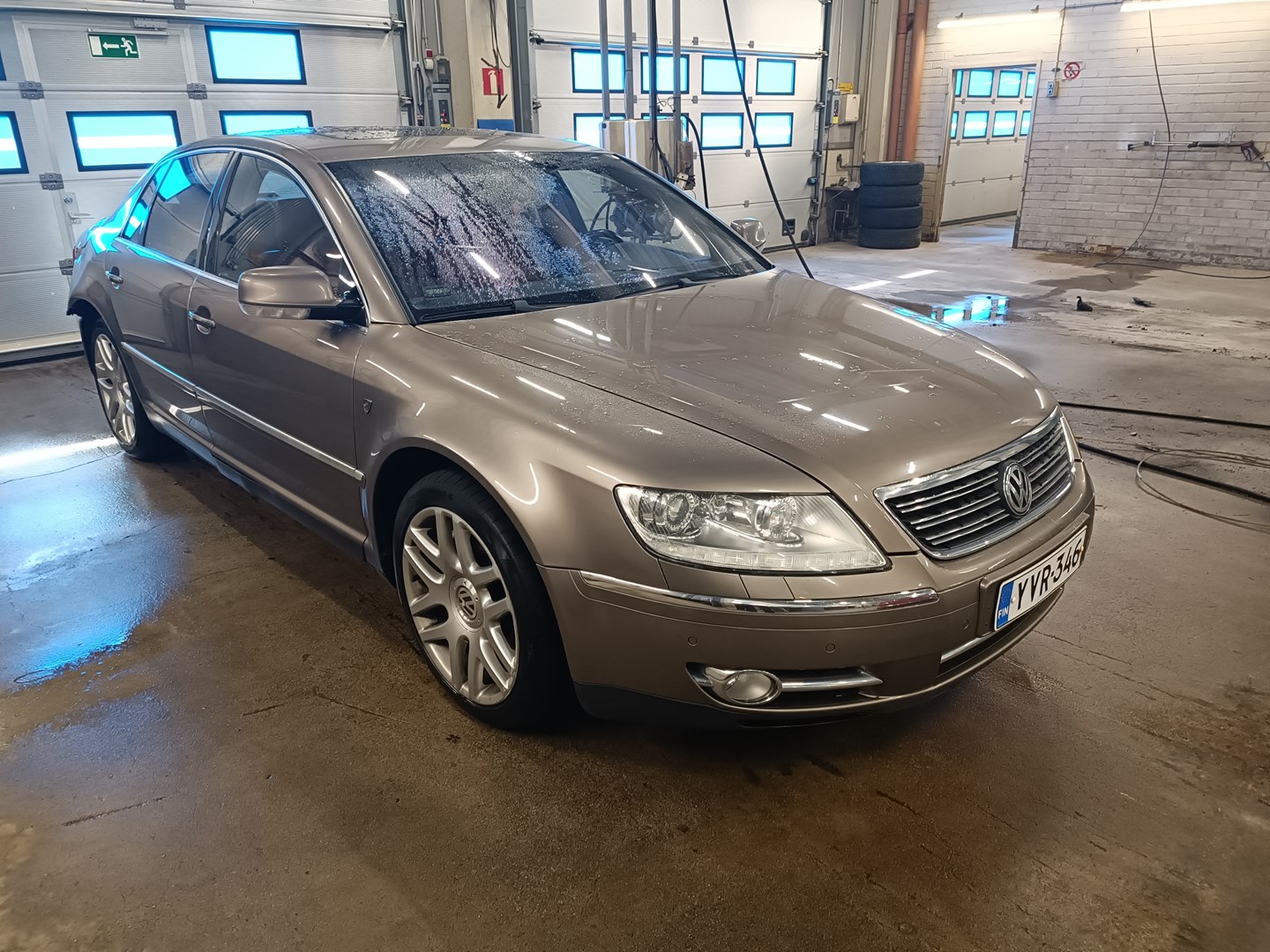 WVWZZZ3DZ88000658 VOLKSWAGEN Phaeton Photo 1