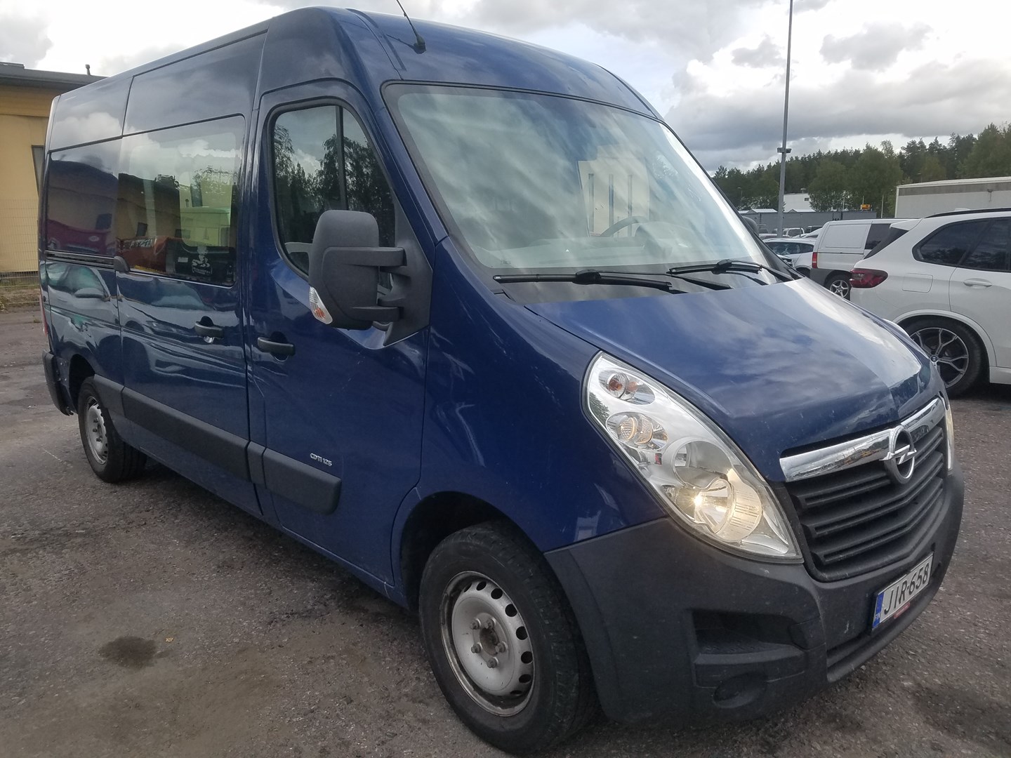 VIN: W0LMRFECCAB015441 Auction: COPART FINLAND Lot: 50123086 Location: Tiistain huutokauppa W0LMRFECCAB015441 Opel MOVANO 2012 BLUE Photo 1