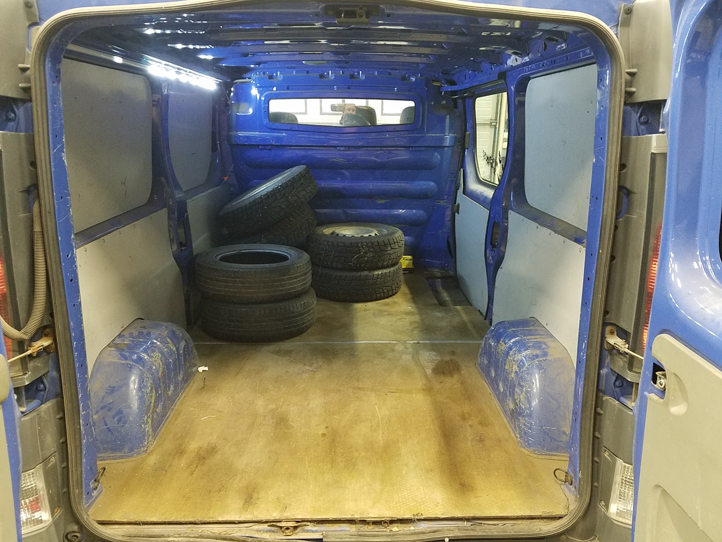 VIN: W0LF7BCB63V622182 Auction: COPART FINLAND Lot: 50123244 Location: Tiistain huutokauppa W0LF7BCB63V622182 Opel VIVARO 2003 BLUE Photo 10