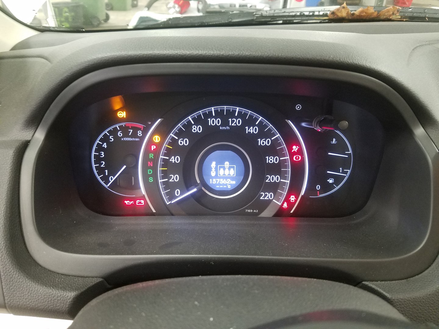 VIN: SHSRE5880EU013563 Auction: COPART FINLAND Lot: 50124642 Location: Tiistain huutokauppa SHSRE5880EU013563 HONDA CR-V 2015 WHITE Photo 8