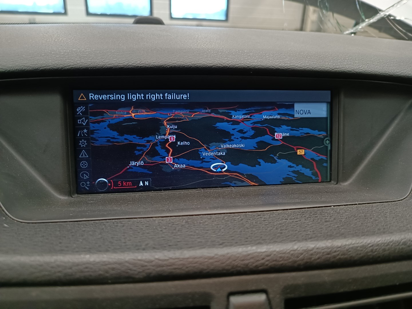VIN: WBAVP51050VK20165 Auction: COPART FINLAND Lot: 50154821 Location: Tiistain huutokauppa VIN: WBAVP51050VK20165 BMW X1 2009 SILVER Photo 19