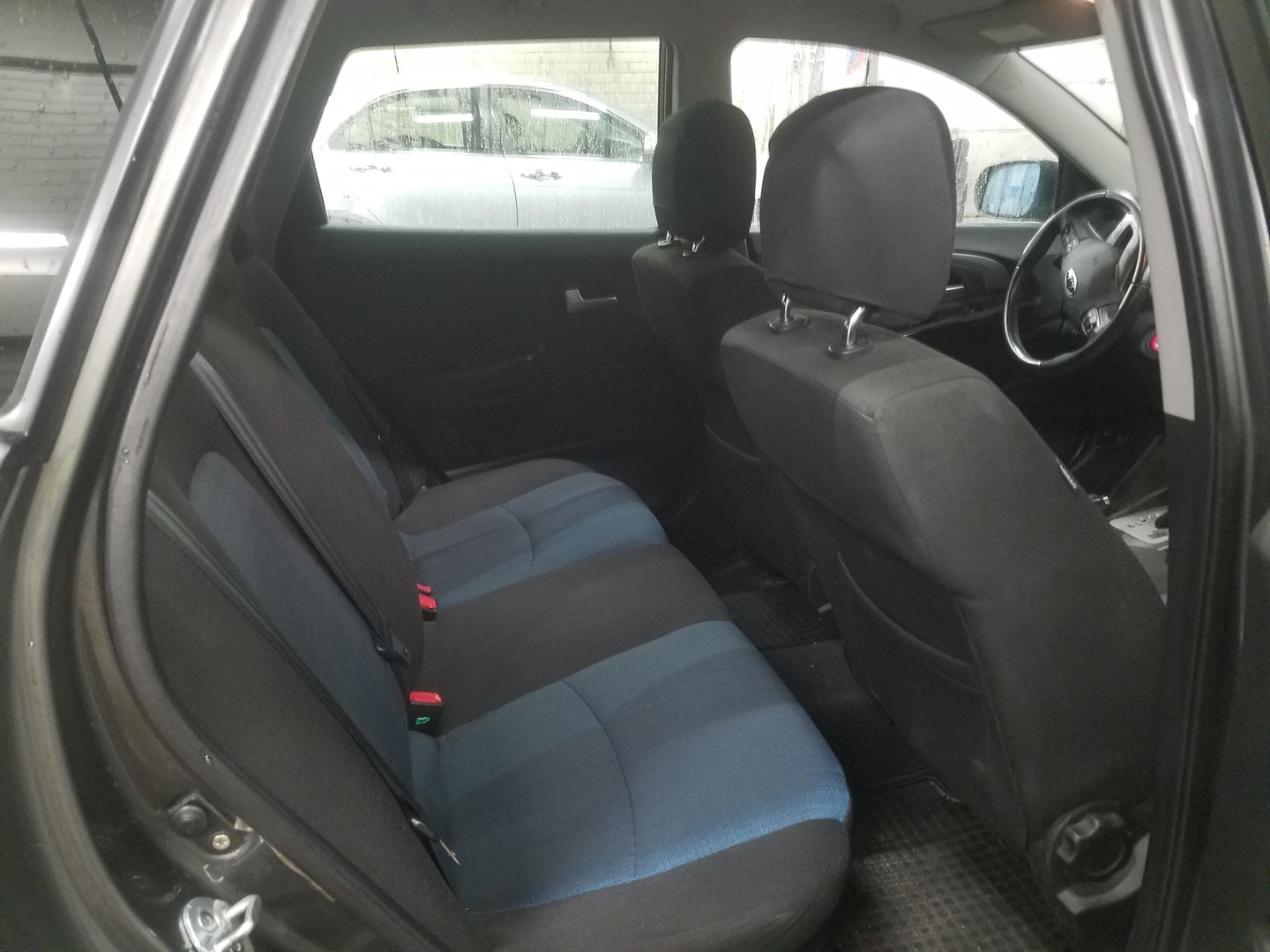 VIN: U5YHC812BBL182967 Auction: COPART FINLAND Lot: 50123947 Location: Tiistain huutokauppa U5YHC812BBL182967 Kia Ceed 2010 SILVER Photo 6