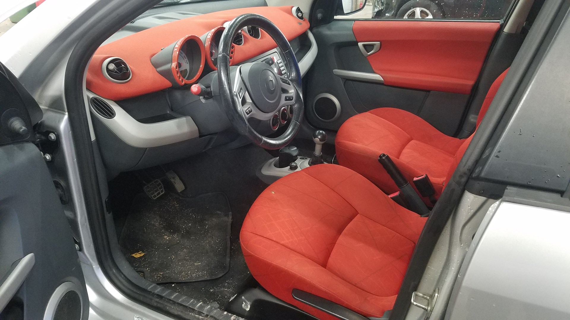 VIN: WME4540321B087451 Auction: COPART FINLAND Lot: 50124451 Location: Keskiviikon huutokauppa WME4540321B087451 Smart Forfour 2006 GRAY Photo 11