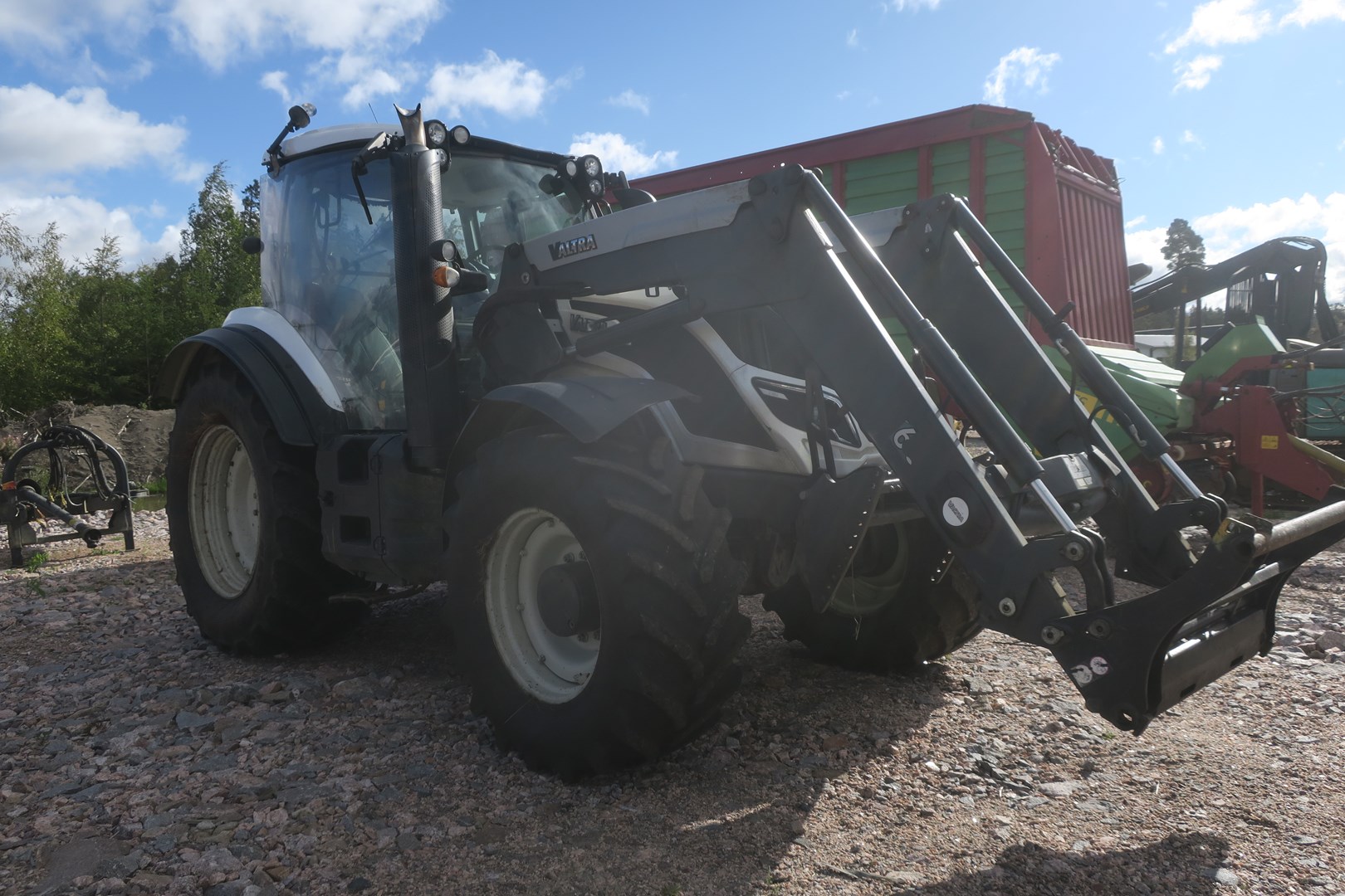 app.lotImage.altText