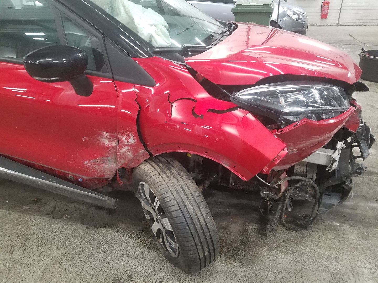VIN: VF1R8700964017131 Auction: COPART FINLAND Lot: 50124433 Location: Tiistain huutokauppa VF1R8700964017131 RENAULT Captur 2019 RED Photo 14