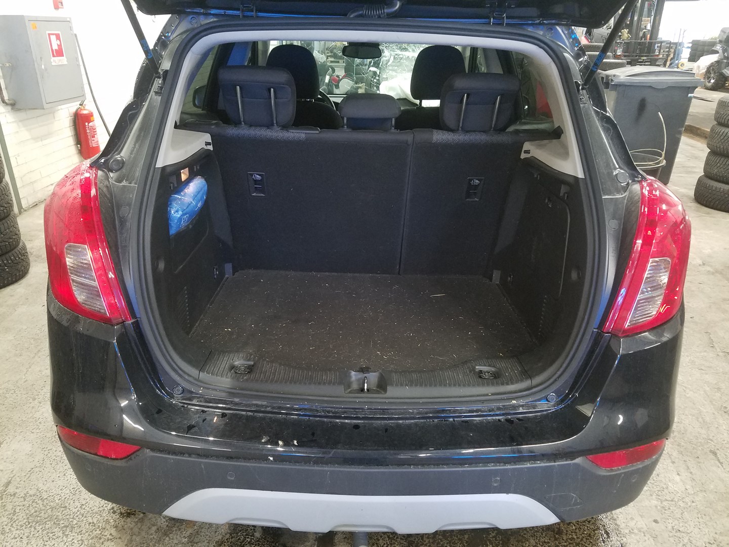 VIN: W0VJC7E87JB520808 Auction: COPART FINLAND Lot: 50124020 Location: Keskiviikon huutokauppa W0VJC7E87JB520808 Opel Mokka 2017 BLACK Photo 10