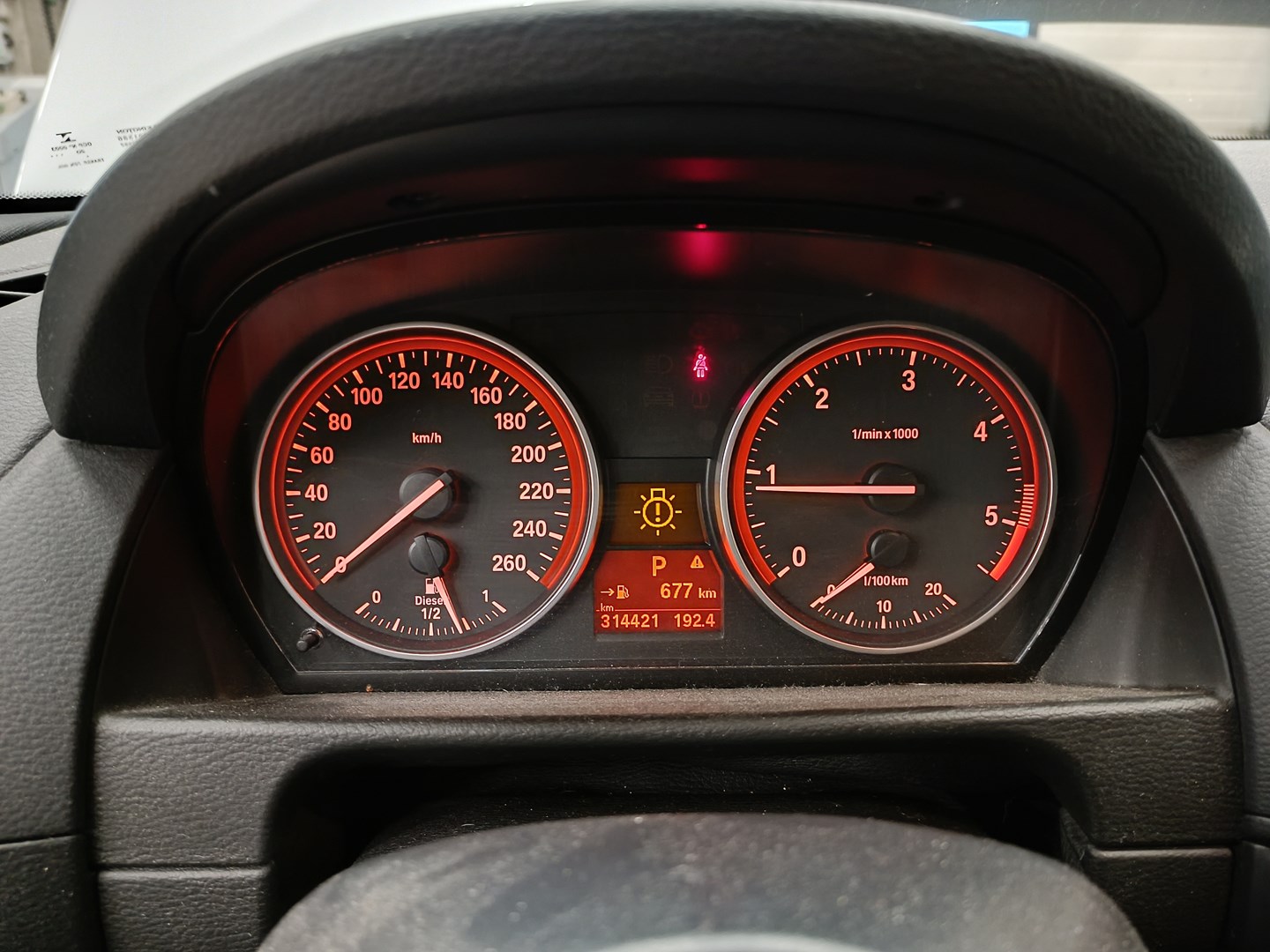 VIN: WBAVP51050VK20165 Auction: COPART FINLAND Lot: 50154821 Location: Tiistain huutokauppa VIN: WBAVP51050VK20165 BMW X1 2009 SILVER Photo 8