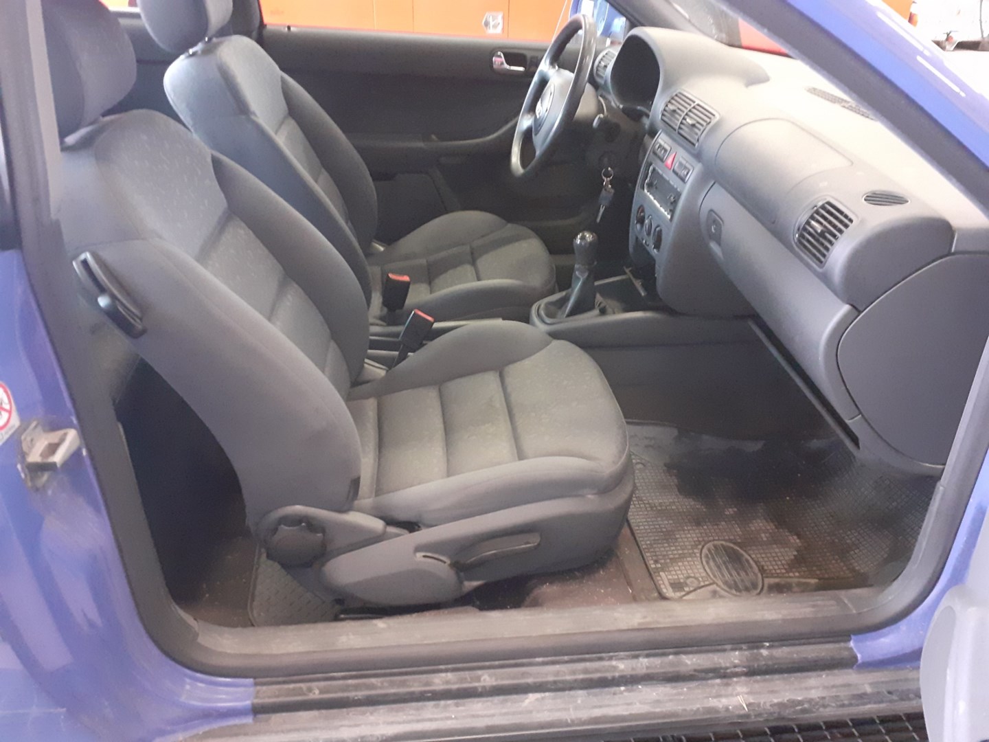 VIN: WAUZZZ8LZWA125594 Auction: COPART FINLAND Lot: 50141661 Location: Torstain huutokauppa WAUZZZ8LZWA125594 AUDI A3 1998 BLUE Photo 5