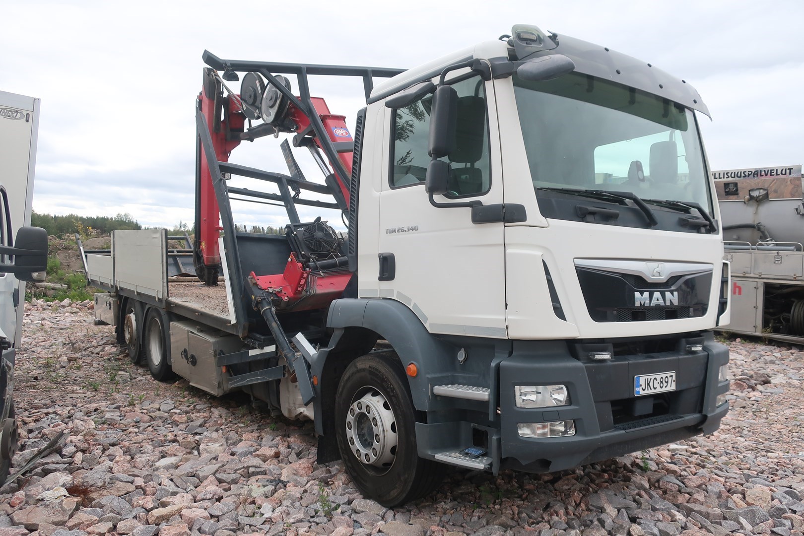 VIN: WMAN46ZZ2HY353080 Auction: COPART FINLAND Lot: 50129414 Location: Keskiviikon huutokauppa WMAN46ZZ2HY353080 MAN TGM26.340 6X2-4B 2017 WHITE Photo 1