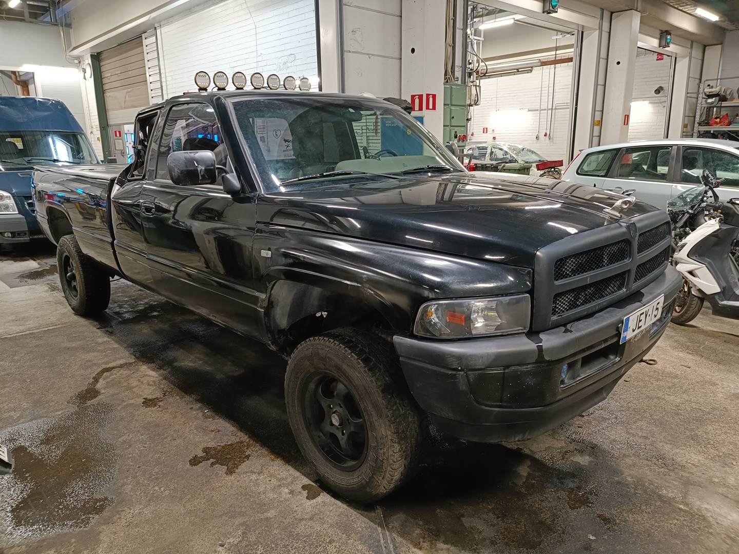3B7HC13Z8SM137634 Dodge Ram Photo 1