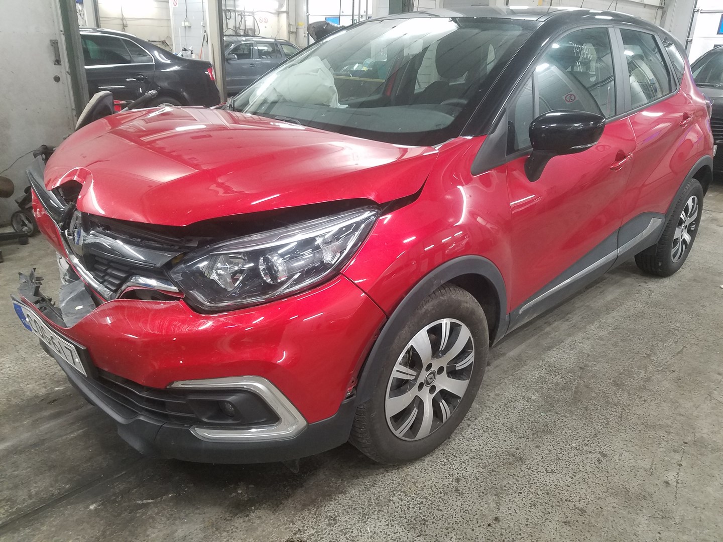 VIN: VF1R8700964017131 Auction: COPART FINLAND Lot: 50124433 Location: Tiistain huutokauppa VF1R8700964017131 RENAULT Captur 2019 RED Photo 2