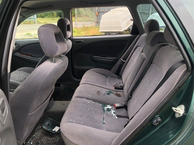 VIN: SB172SBN00E036102 Auction: COPART FINLAND Lot: 50123910 Location: Tiistain huutokauppa SB172SBN00E036102 TOYOTA Avensis 1999 GREEN Photo 6