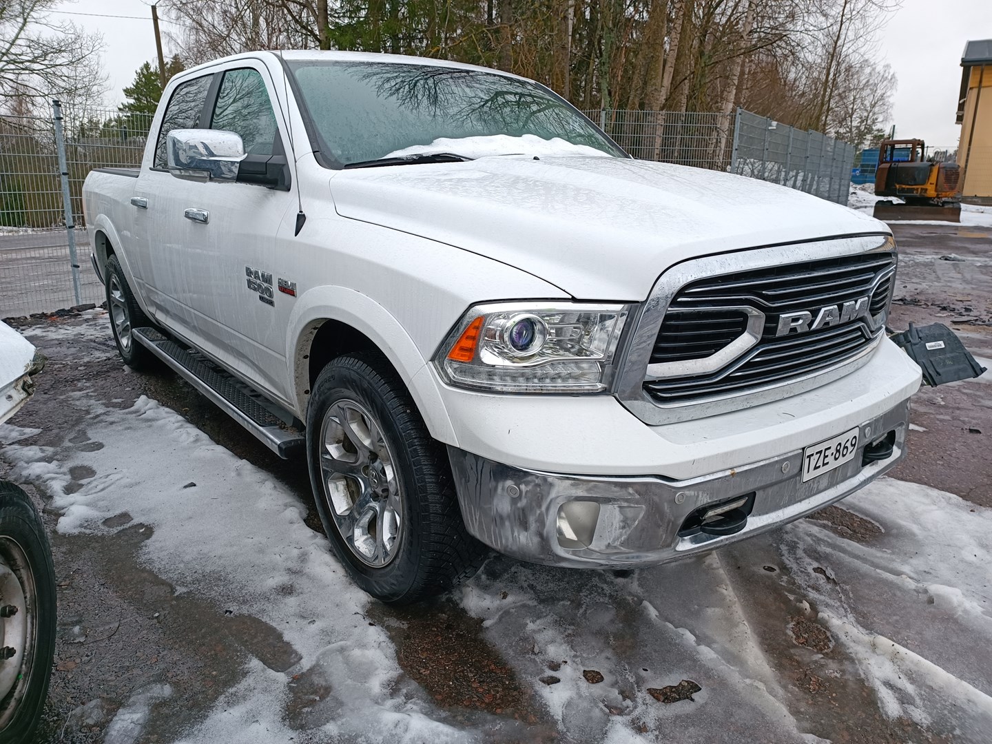 1C6RR7NT0KS642449 Dodge RAM Photo 1