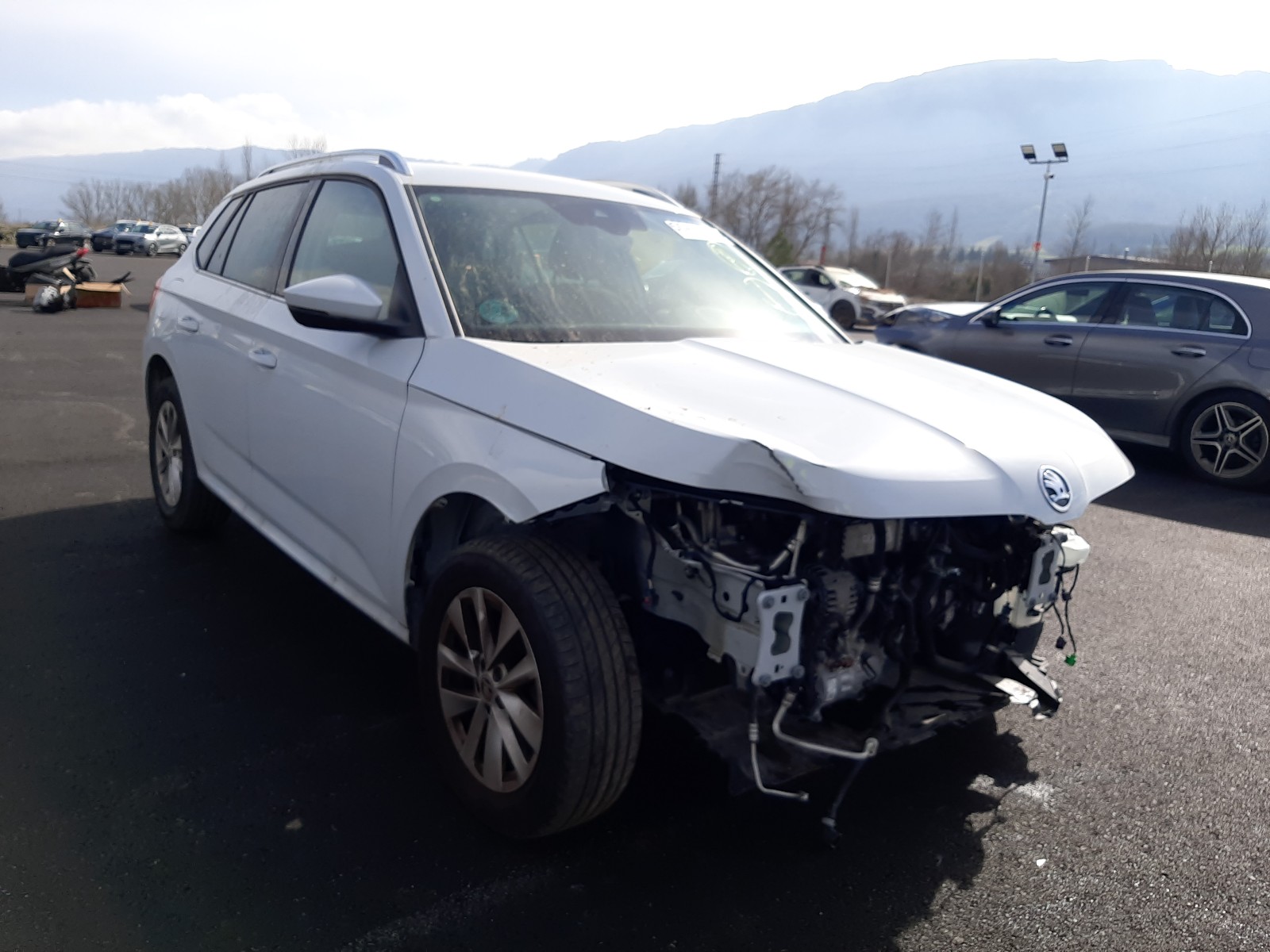 vehicle photo