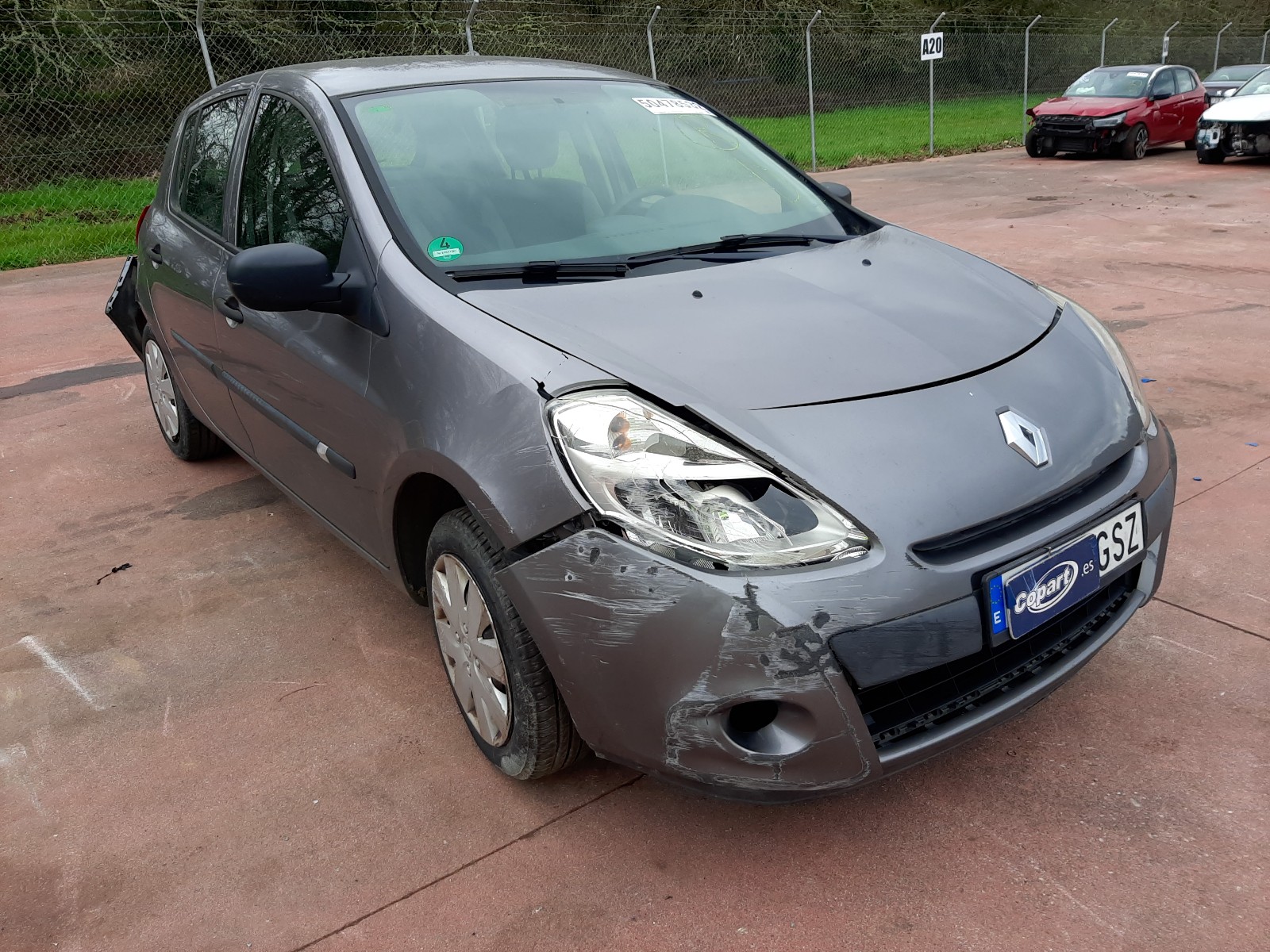 Renault Clio III 2010. Lot# 50478532. VIN VF1BR1J0H42618047. Photo 1