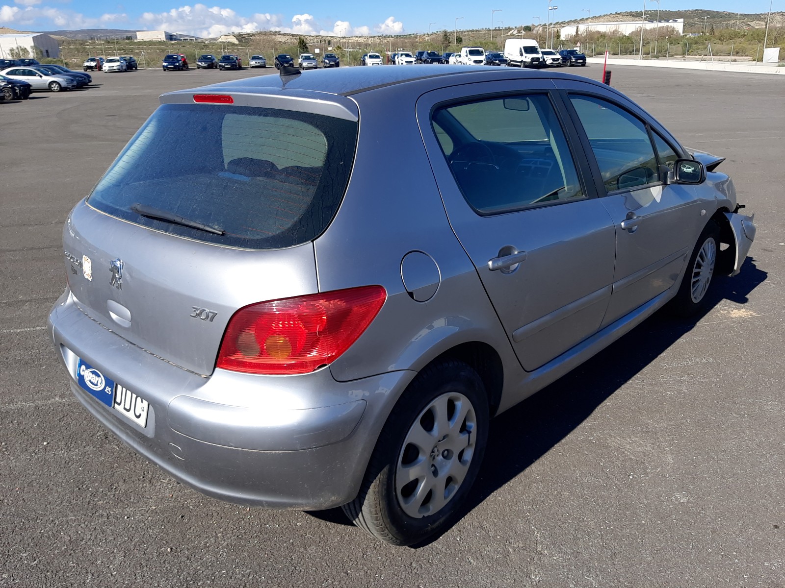 VF33CNFUL83889872 Auction: COPART SPAIN Lot: 50479843 Location: Granada VF33CNFUL83889872 Peugeot 307 2004 GRAY Photo 4