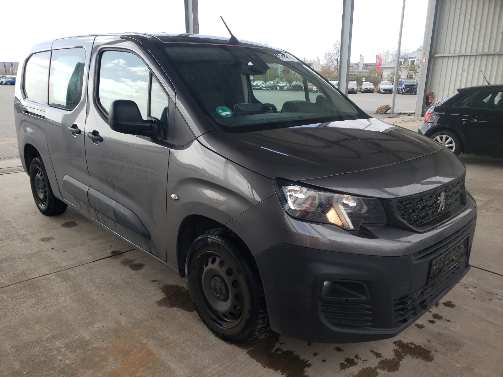 VR3EFYHZJKJ892697 Peugeot Partner Photo 1