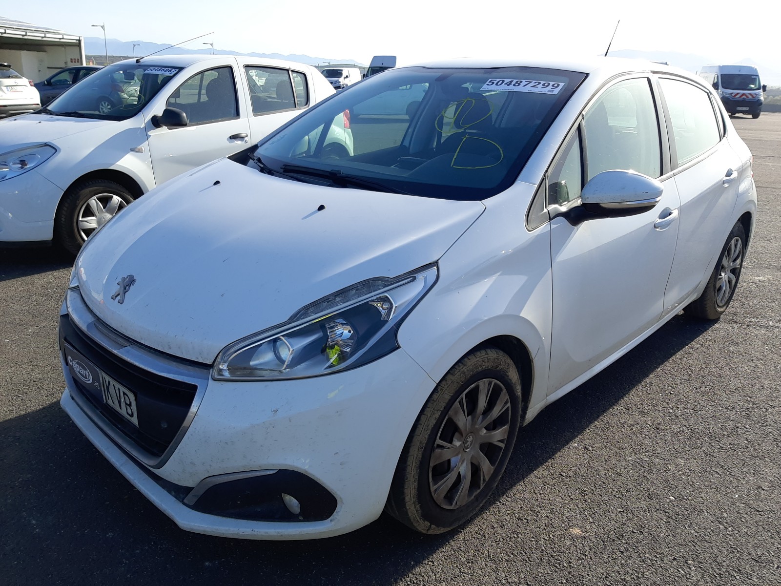 Peugeot 208 2019 VF3CCYHYPKT008325 Photo 2