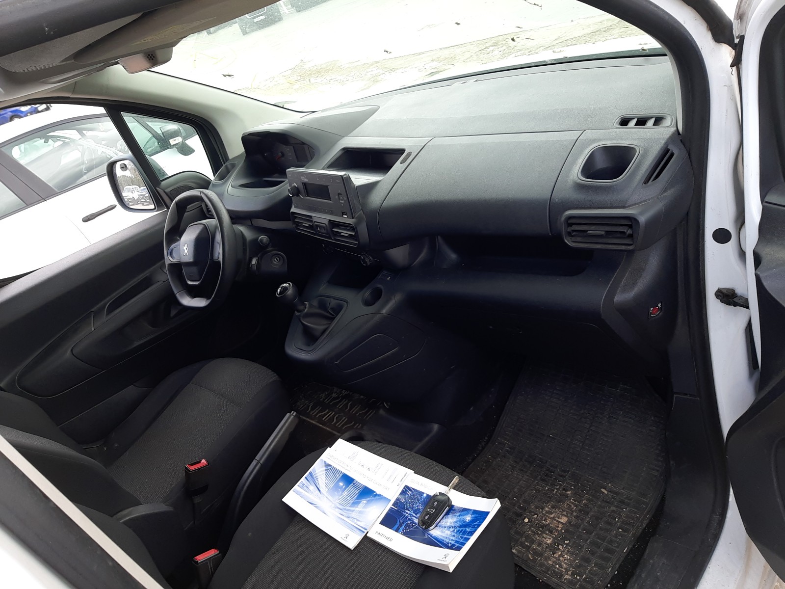 Peugeot Partner 2019 VR3EFBHYBKJ557102 Photo 9