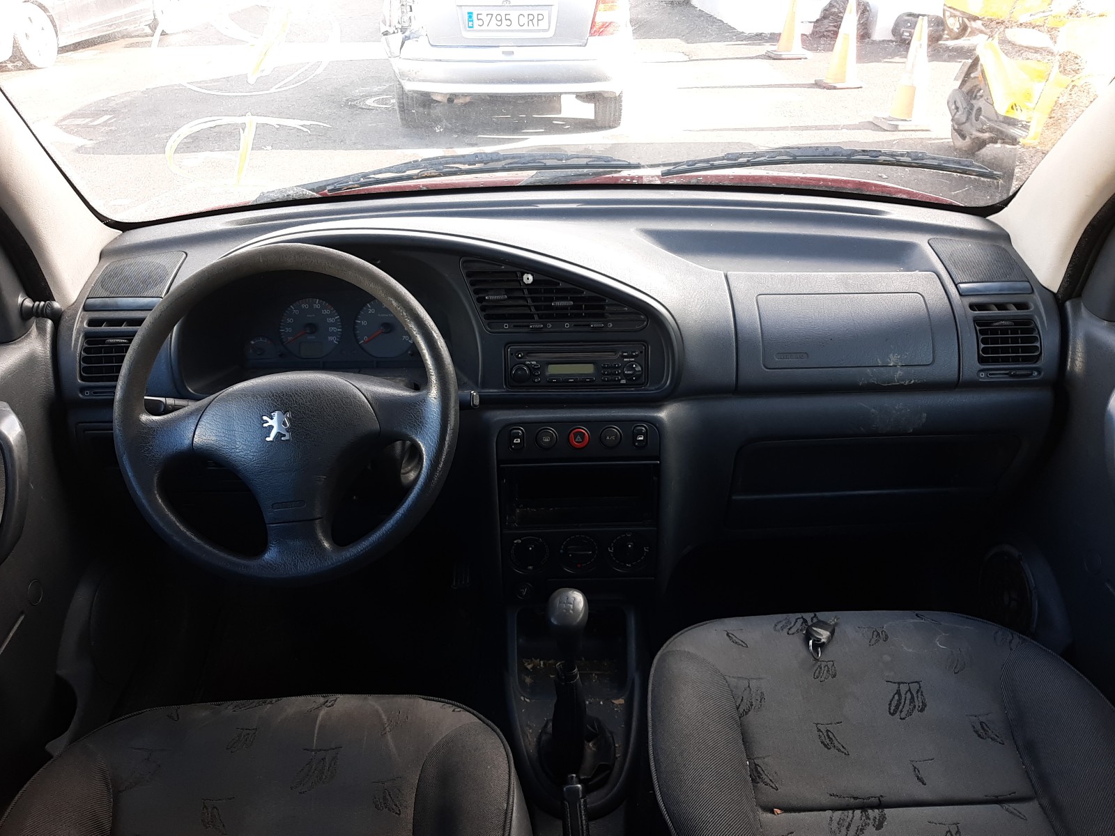 Peugeot Partner 2001 VF35FRHYE60387987 Photo 9