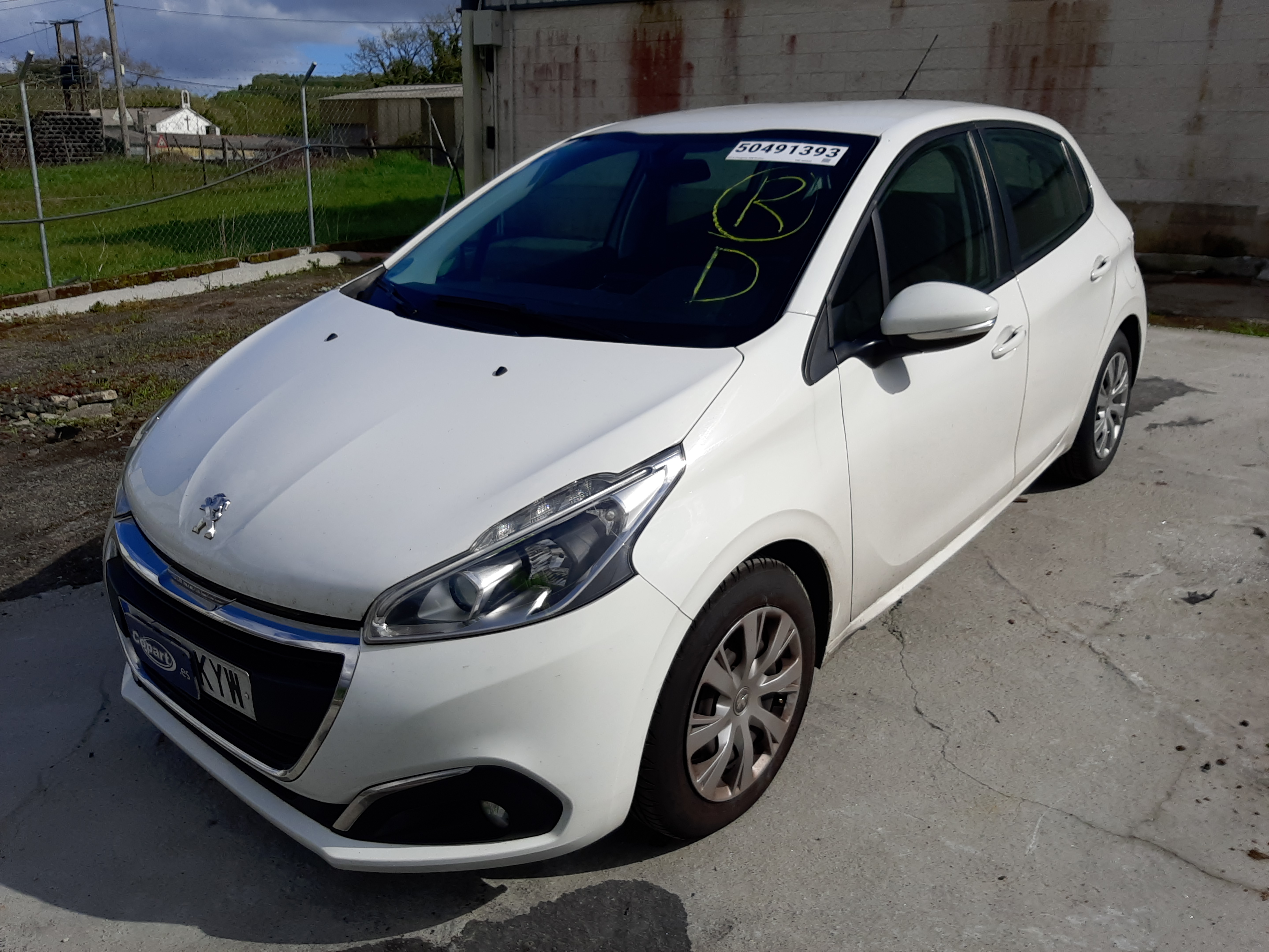 Peugeot 208 2019 VF3CCHMRPKT052532 Photo 2
